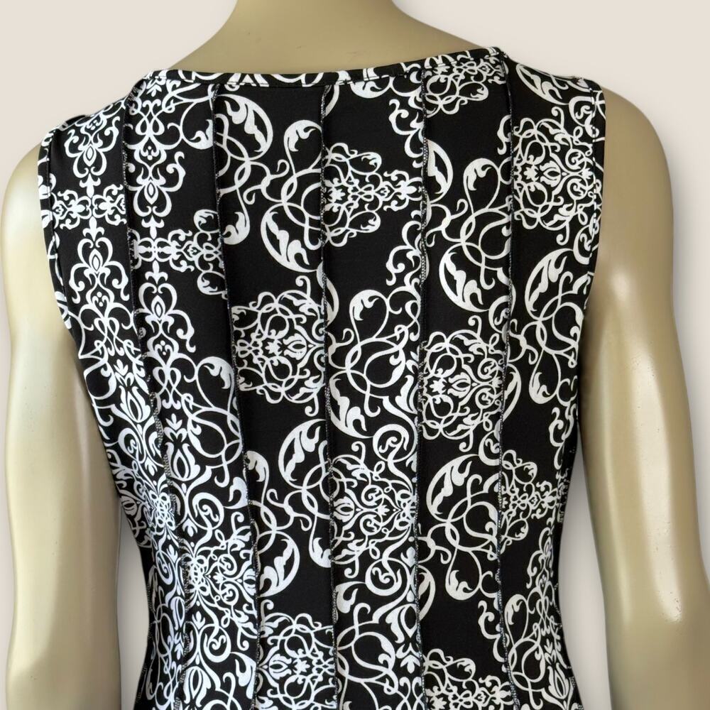 HAANI Floral Sleeveless Fit Flare Dress Jersey Stretchy Petite L Black & White - Picture 9 of 13
